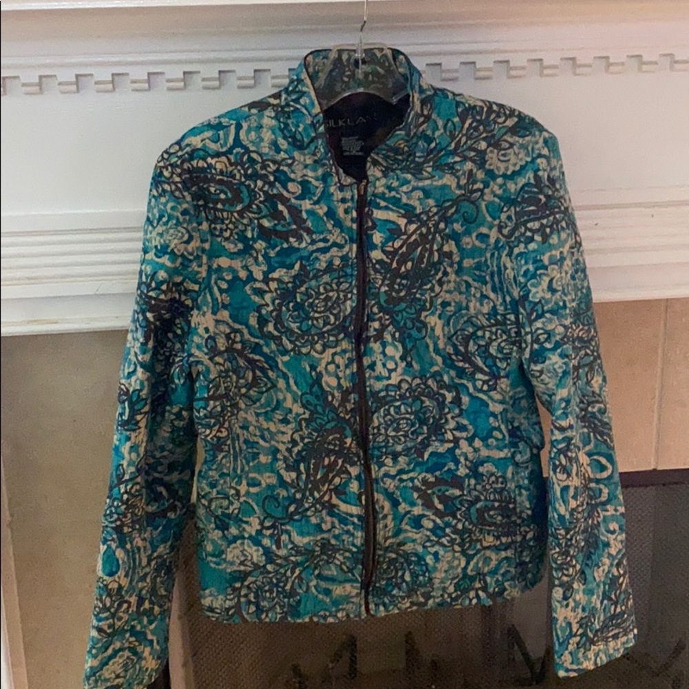 100%s silk long sleeve jacket fully lined